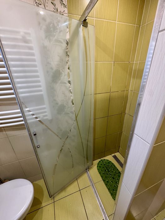 Drzwi wnękowe prysznicowe