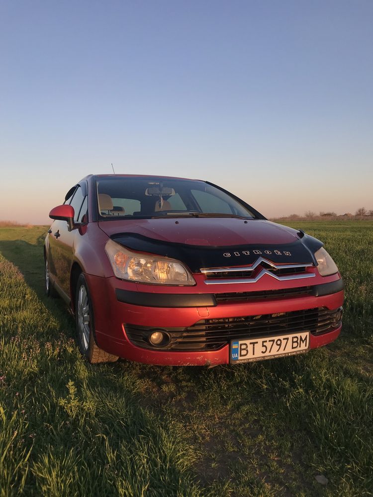 Citroen C4 2006.