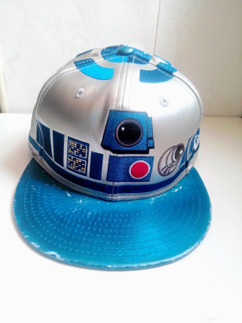 Boné New Era 59fifty StarWars R2D2 Edição de colecionador.Veja fotos.