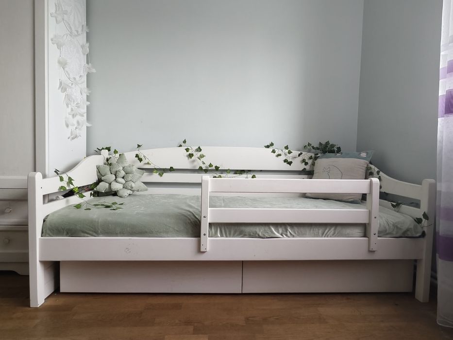 Дерев'яне дитяче, підліткове  ліжко