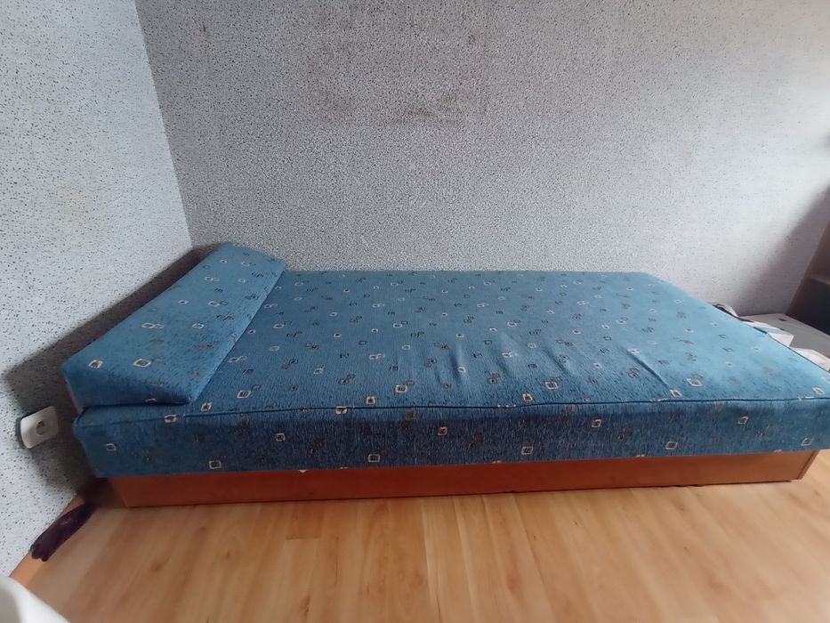 Łóżko, tapczan młodzieżowe