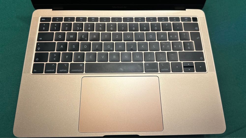 Apple Mac Book Air 13.3 Roségold i5,8