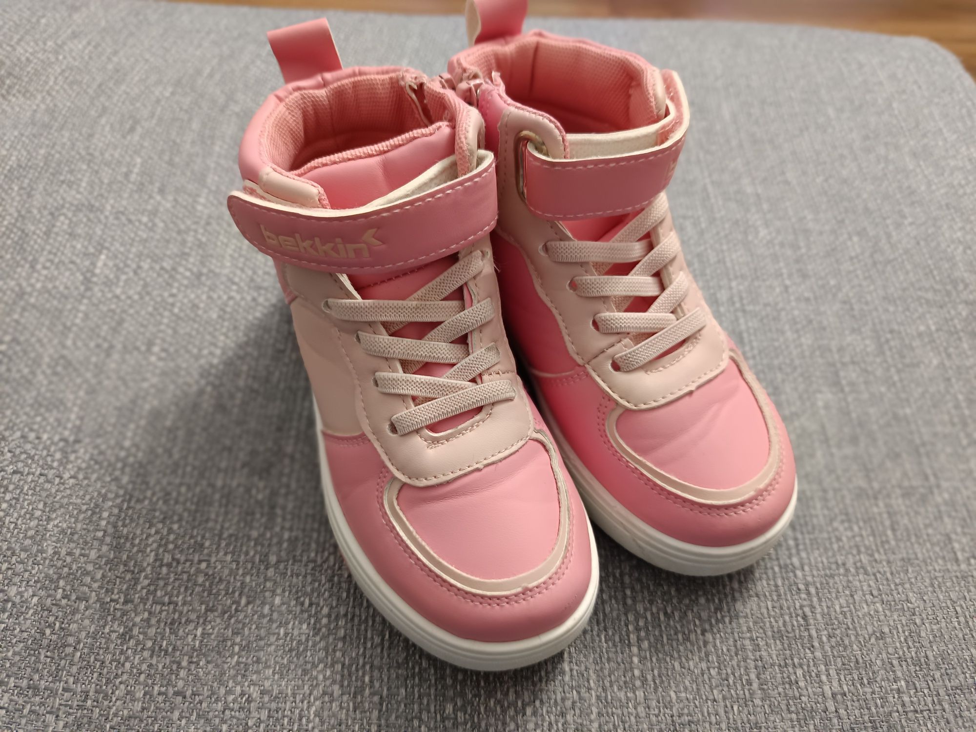 Różowe buty sportowe adidasy dla dziewczynki
