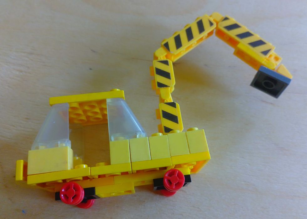 ЛЕГО насыпом, поштучно и сборками (по 2-50грн)