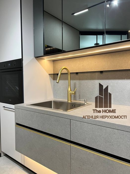 Продам гарну 2к квартиру, Радісна 2, Софія Резиденс