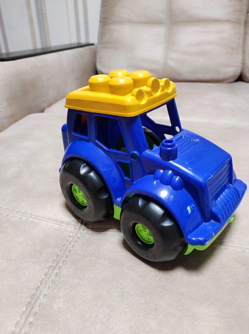 Іграшка   Трактор