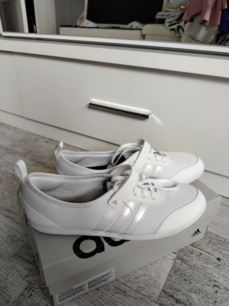 Buty Adidas balerinki 26.5 cm(42)
