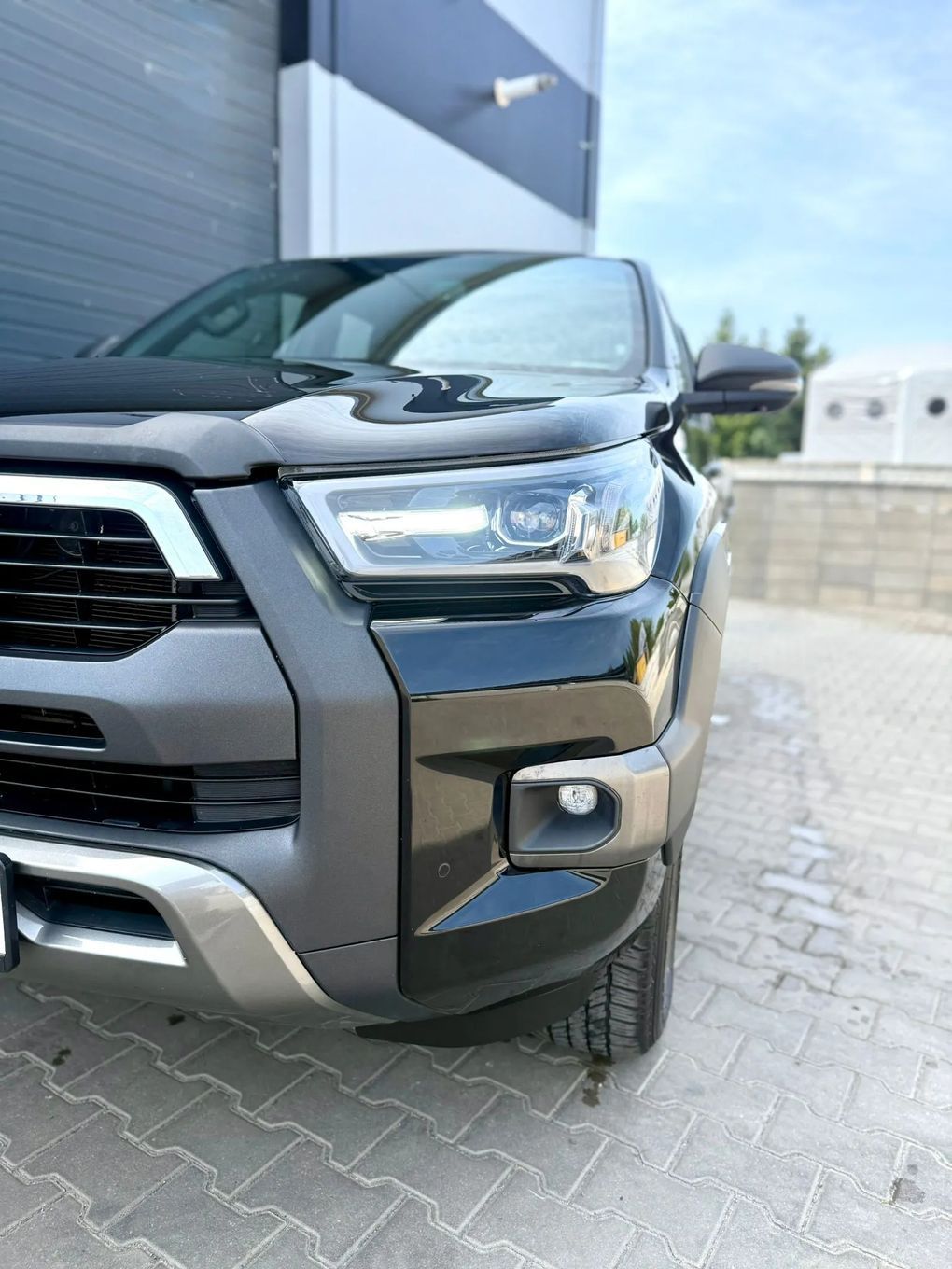 Toyota Hilux TOYOTA HILUX INVINCIBLE Diesel Automat Salon Polska