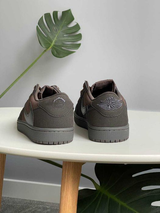 Кросівки Nike Air Jordan 1 OG SP Travis Scott Velvet Brown premium