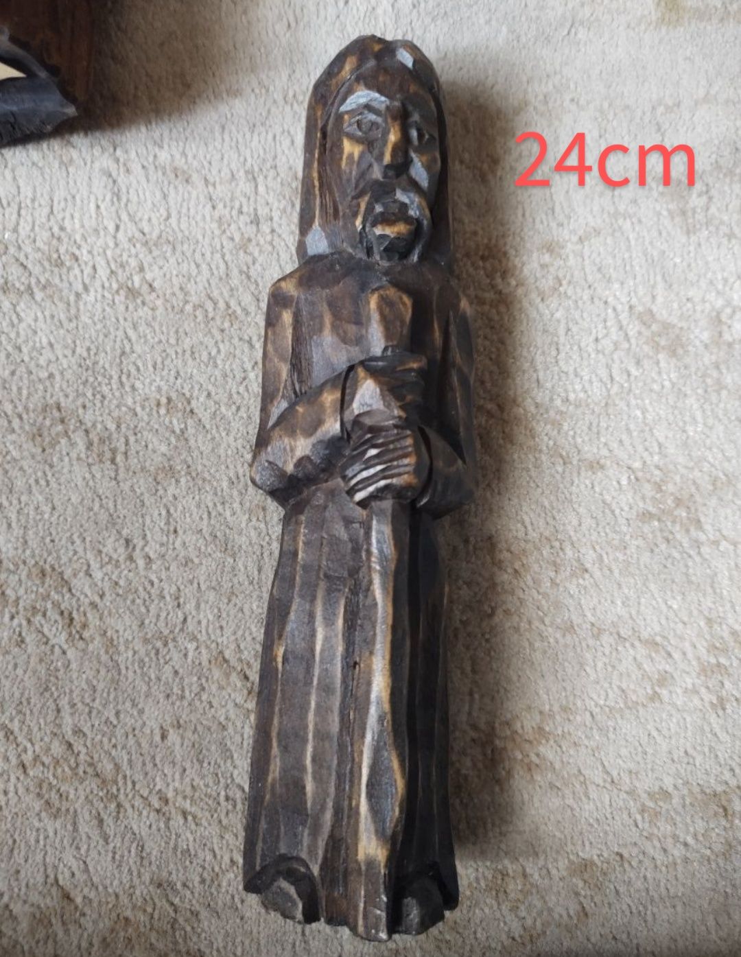 Stara drewniana figurka