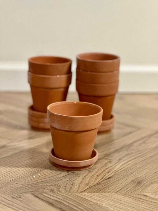 Zestaw 6 nowych doniczek glinianych – średnica 6 cm