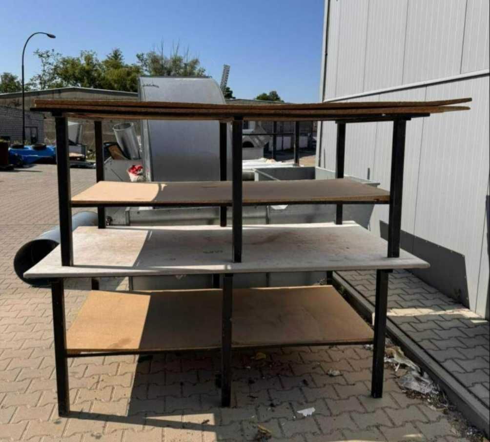 Sprzedam używane stoły metalowe – solidne i wytrzymałe!