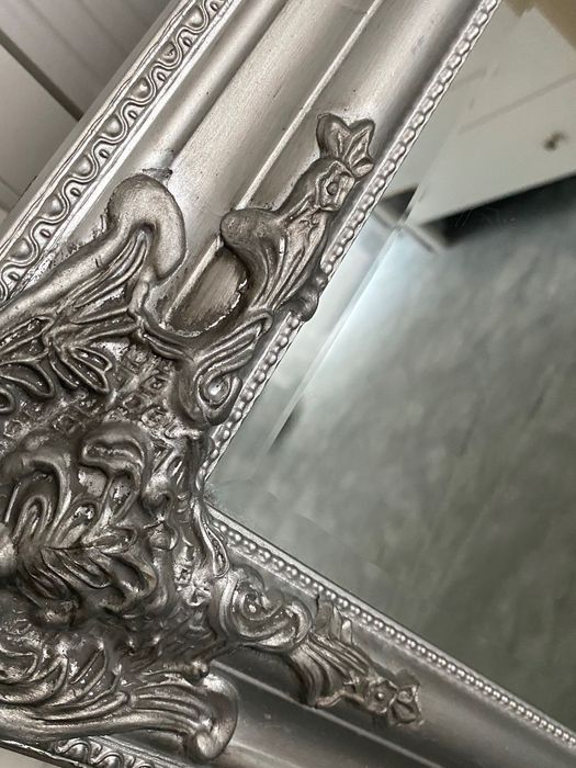 Lustro nowe  srebrna ozdobna rama