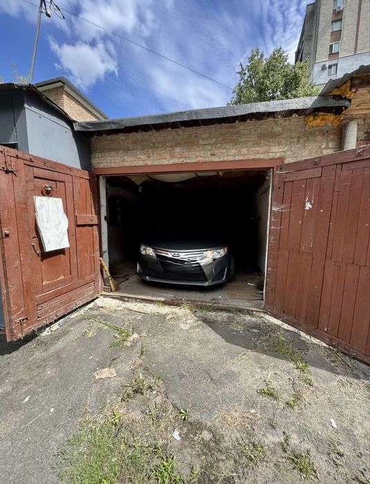 Гараж центр міста ВІД ВЛАСНИКА вул Театральна