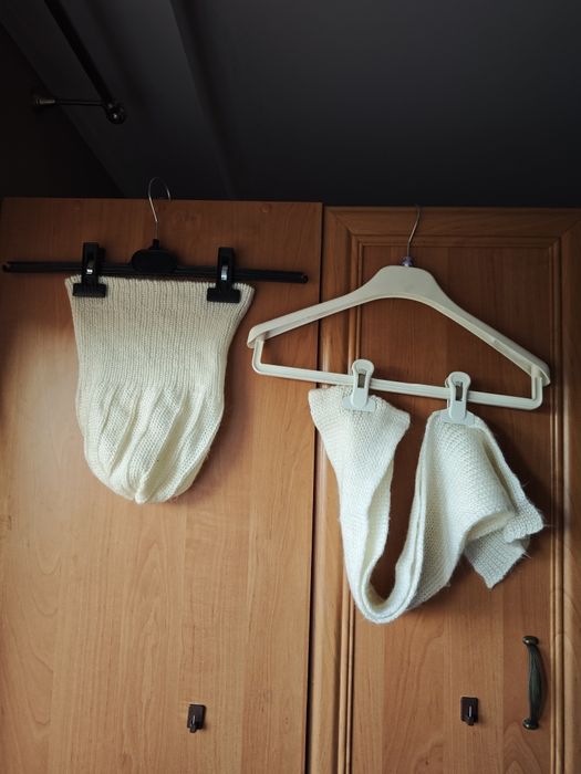 Zestaw czapka i szalik kremowy