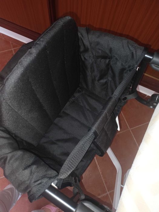 Cadeira de papa de mesa