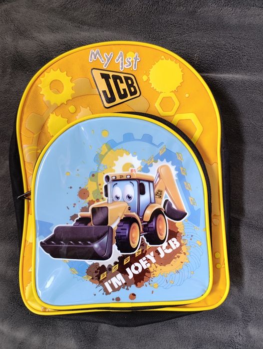 Plecaczek z koparką