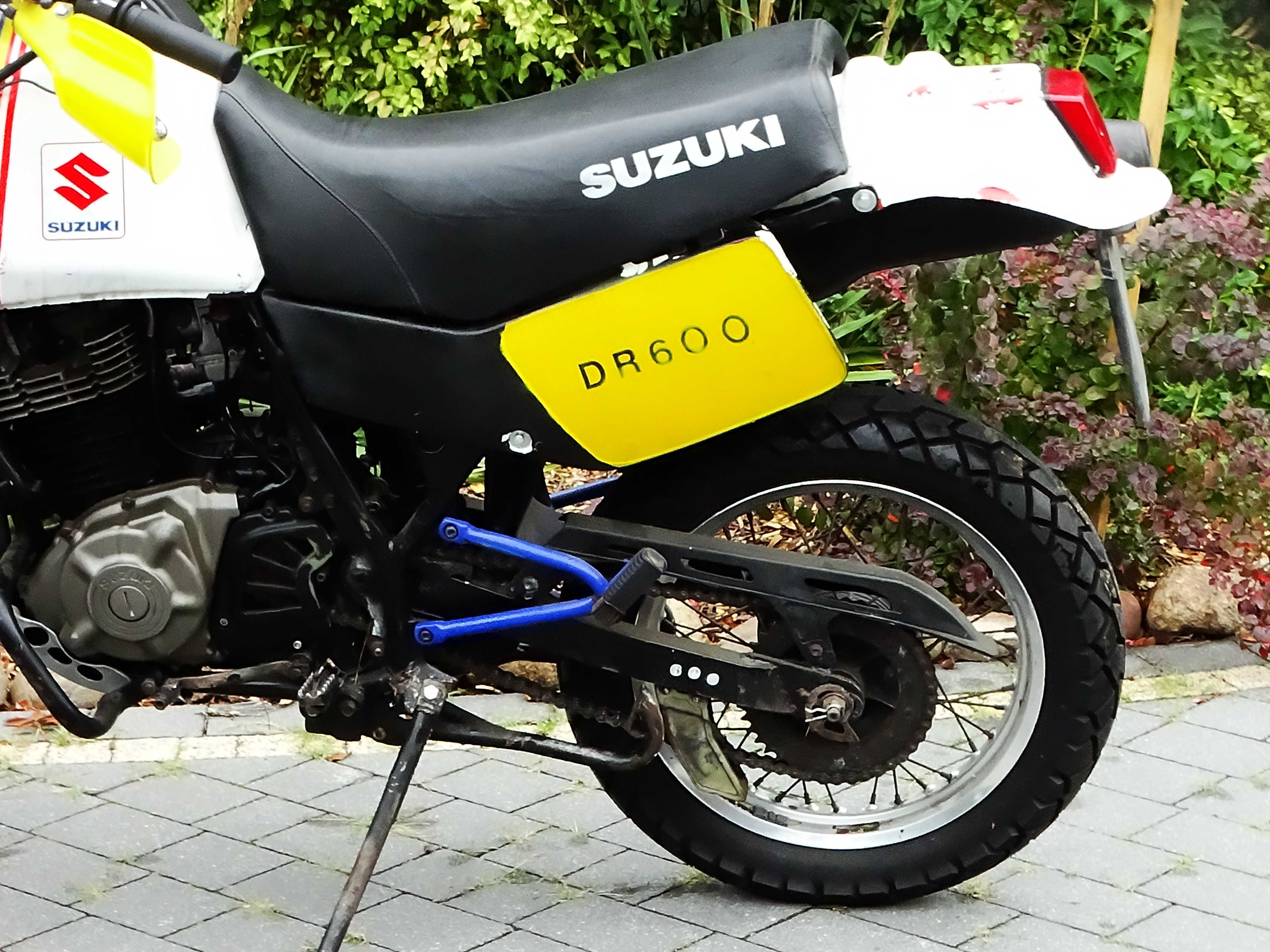 Suzuki DR600S – klasyczne duże enduro z lat 80