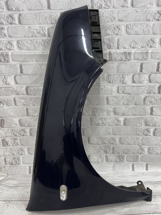 Оригінальне крило Праве Volkswagen Golf 4