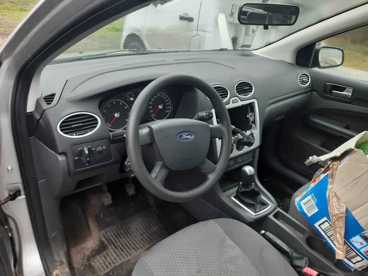 Ford Focus mk2 konsola pulpit deska pasy poduszki sensor komplet