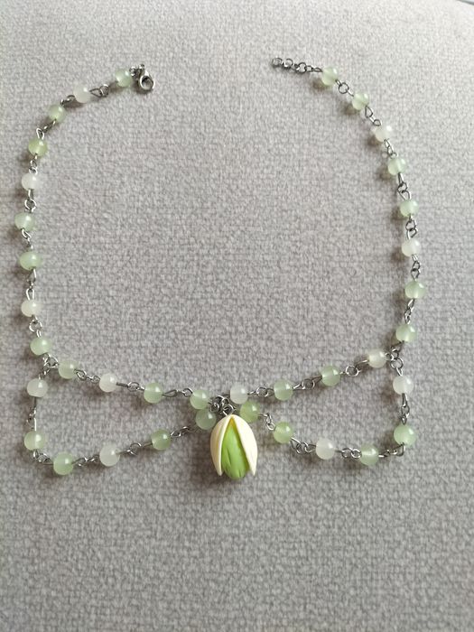 Naszyjnik z pistacją
