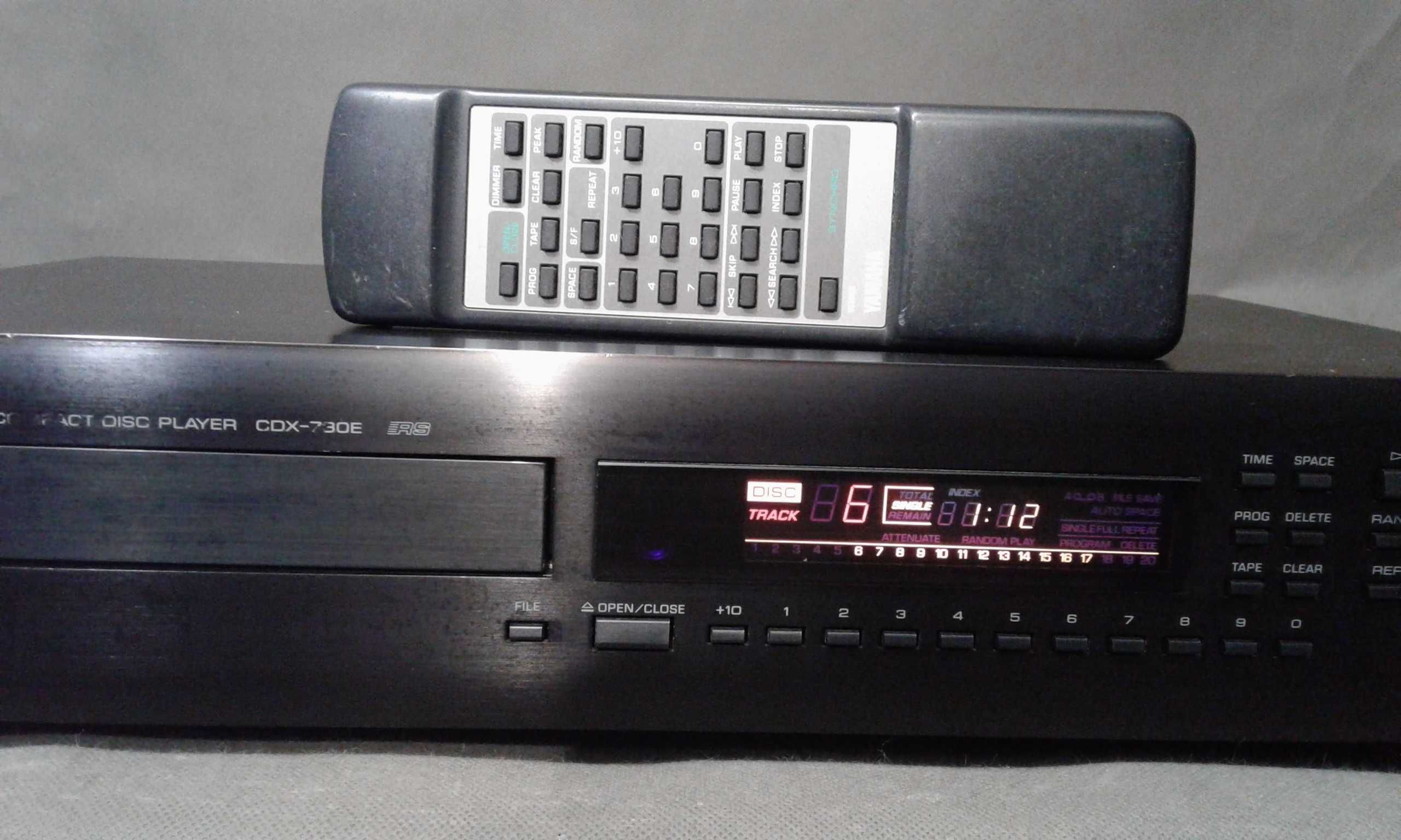 YAMAHA CDX- 730E,pilot,  odtwarzacz cd