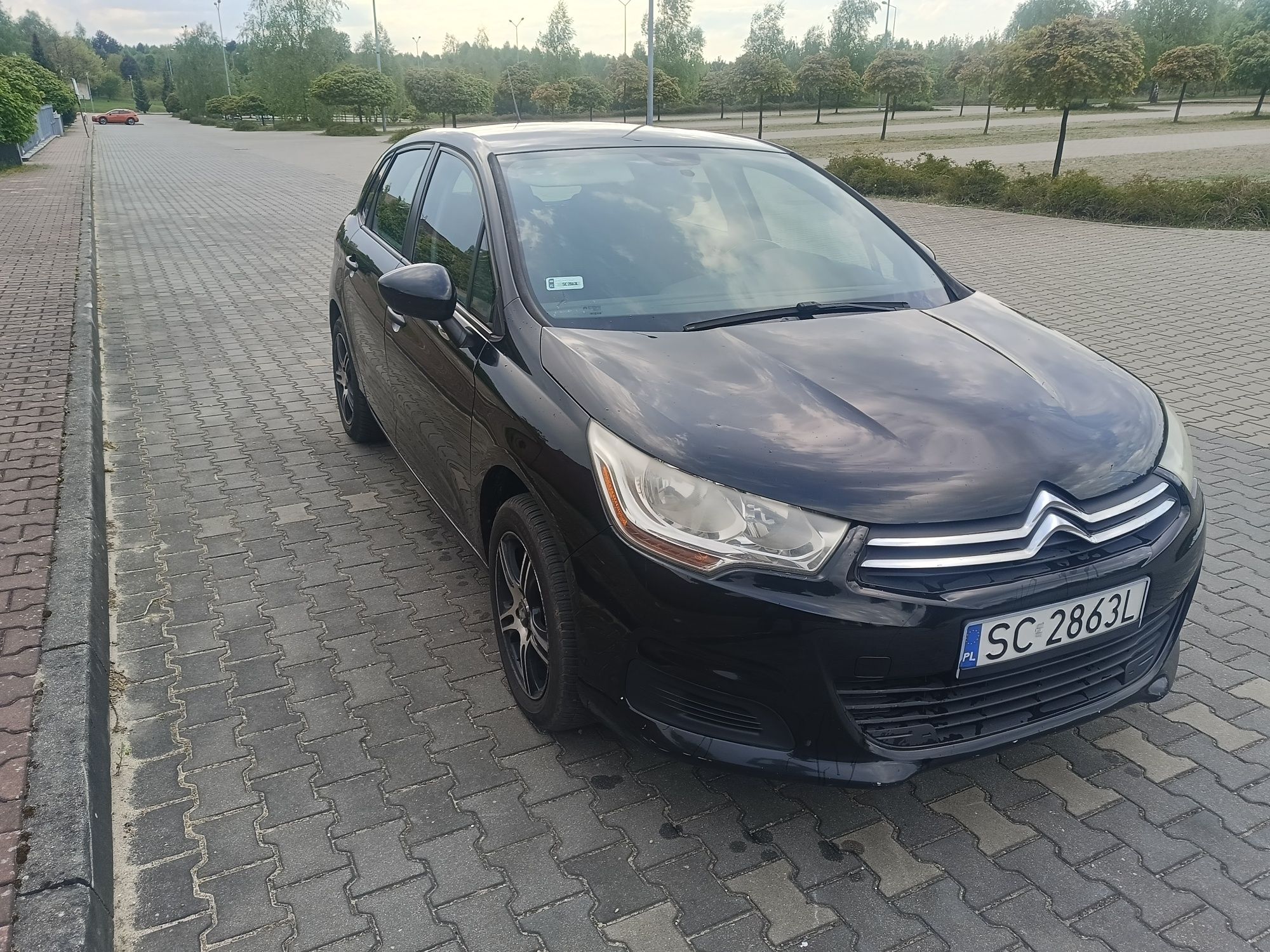 Sprzedam Citroen C4 z 2011