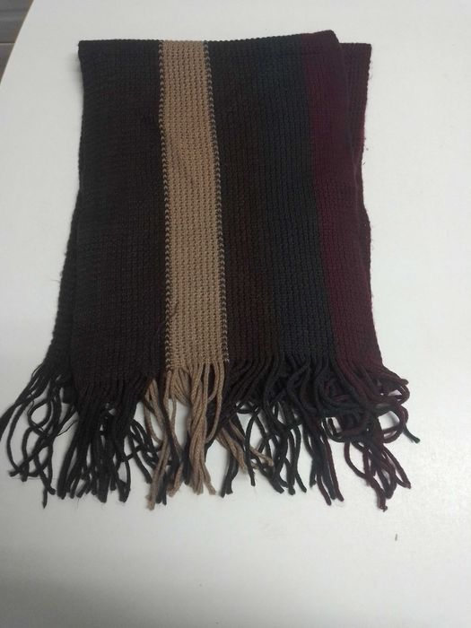 Cachecol com diversas cores