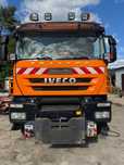 Iveco Trakker 190T33  Wywrotka 4x4 IVECO 190T33 z podnośnikiem koszowym