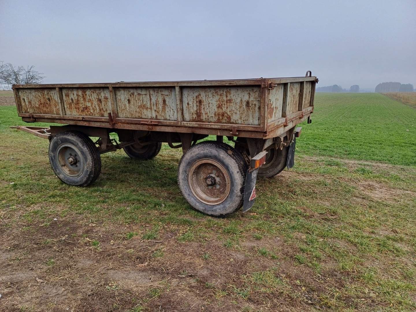 Sprzedam przyczepę rolniczą sztywną