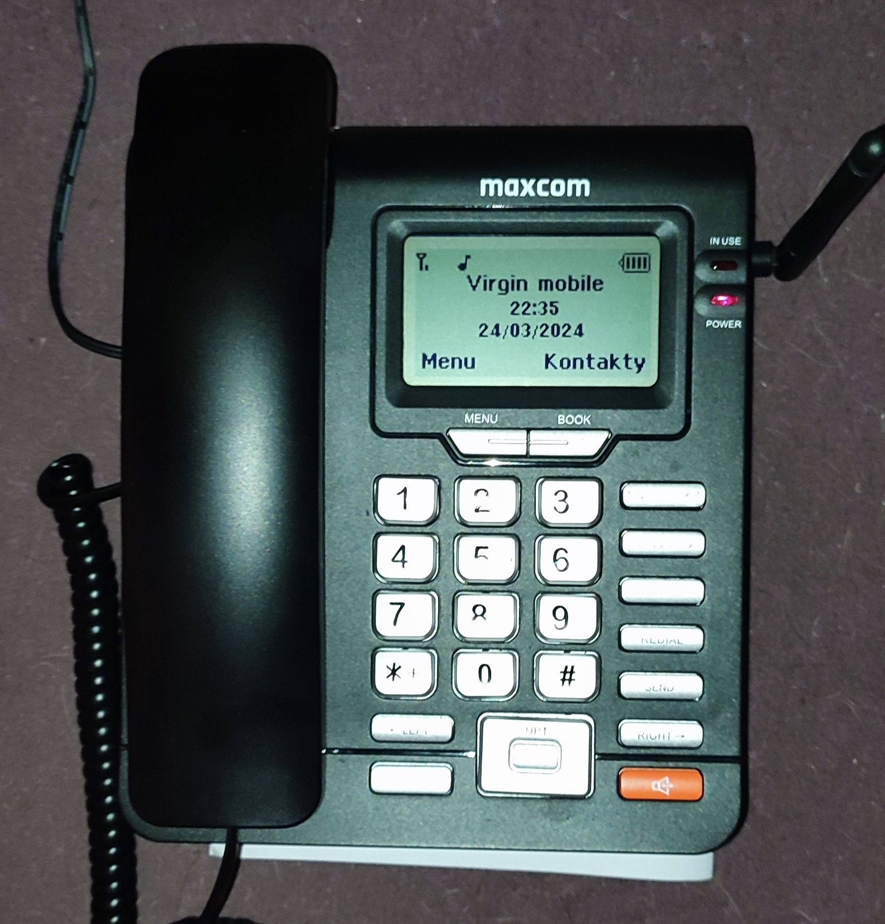 Stacjonarny telefon komórkowy MaxCom MM28D HS - gwarancja