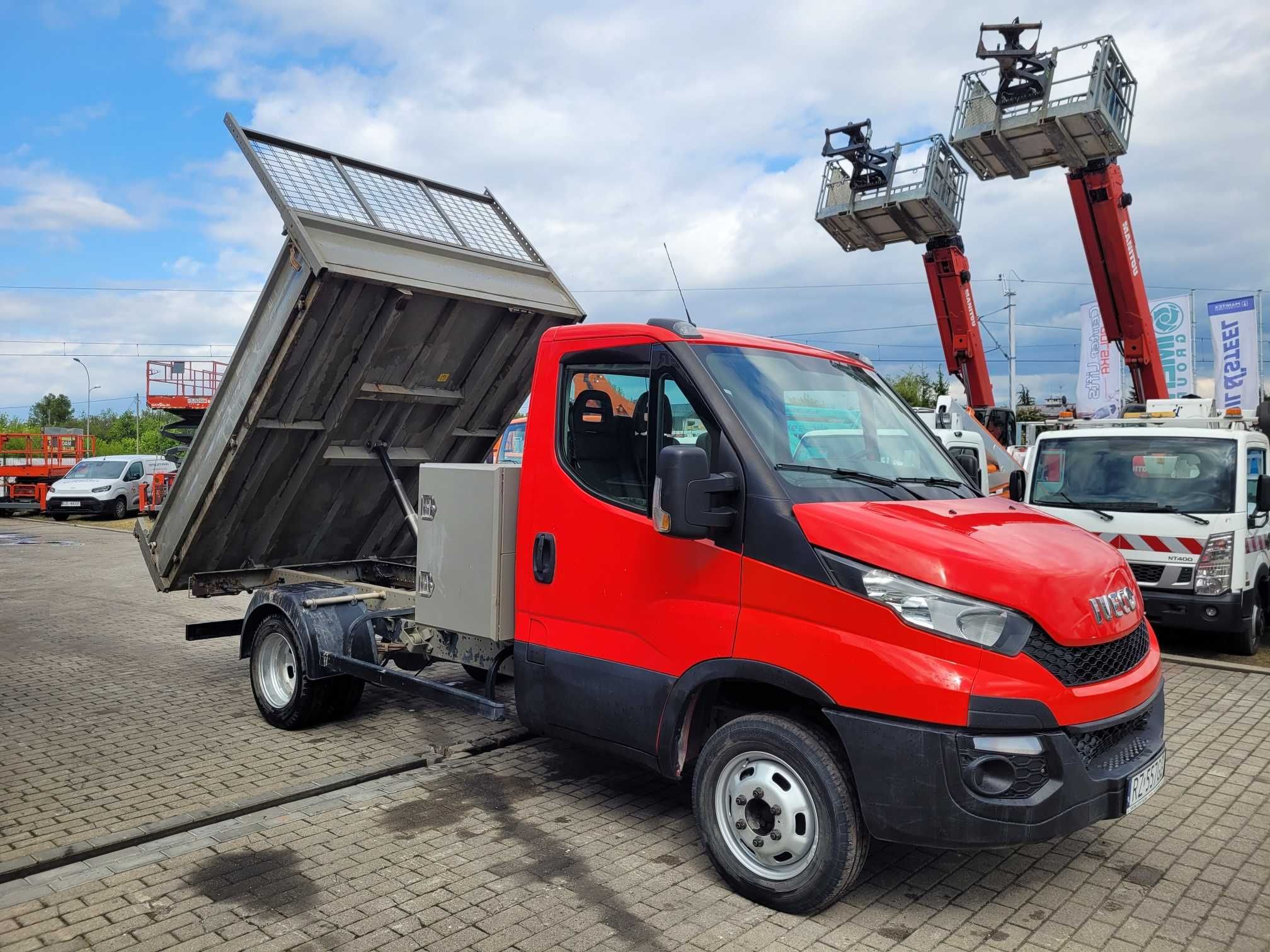 daily/iveco/kiper/35c13/2016r/wywrotka/nowe/tarcze/klocki/linki/piasty