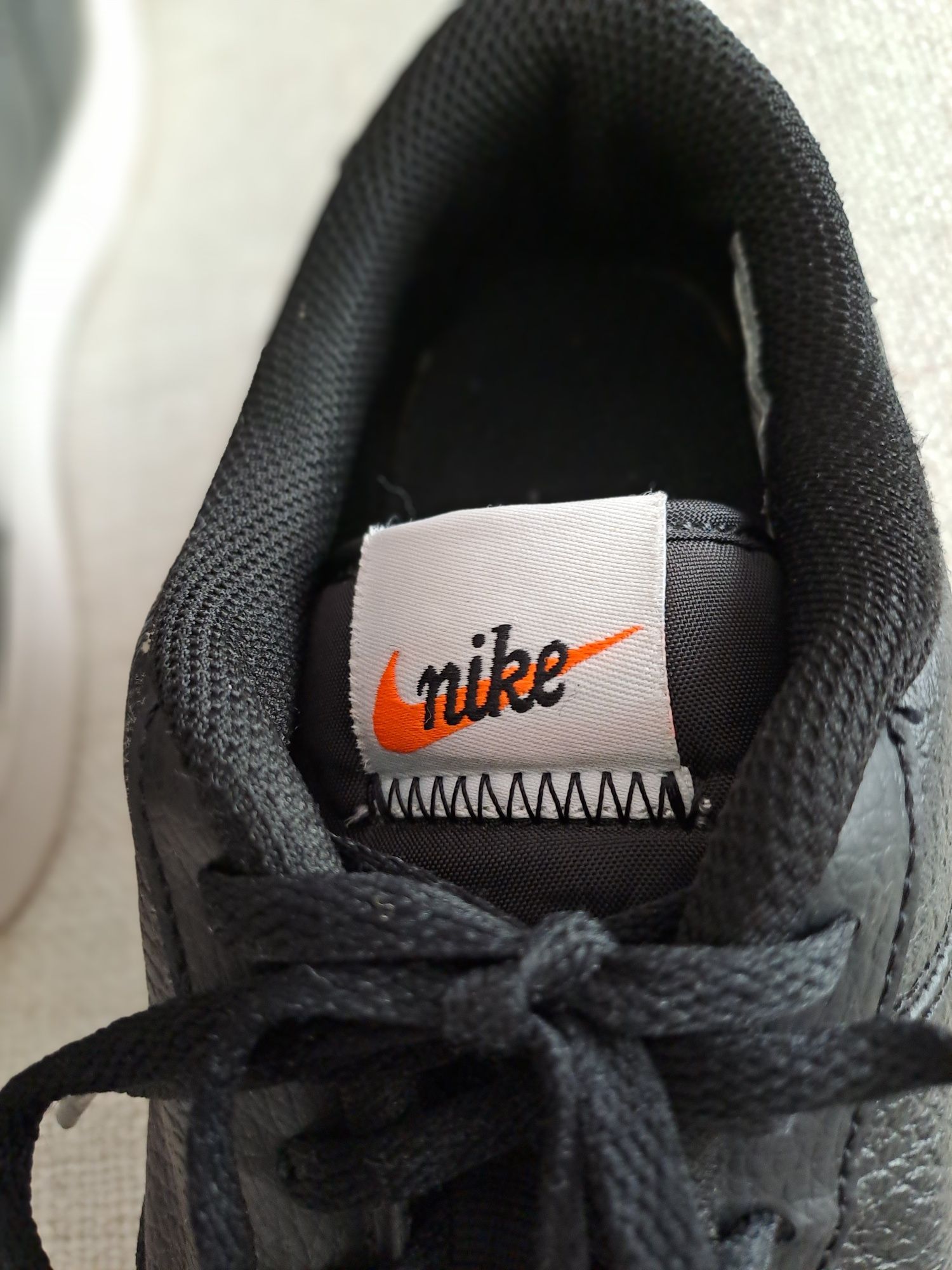 Ténis Nike court vintage premium orange