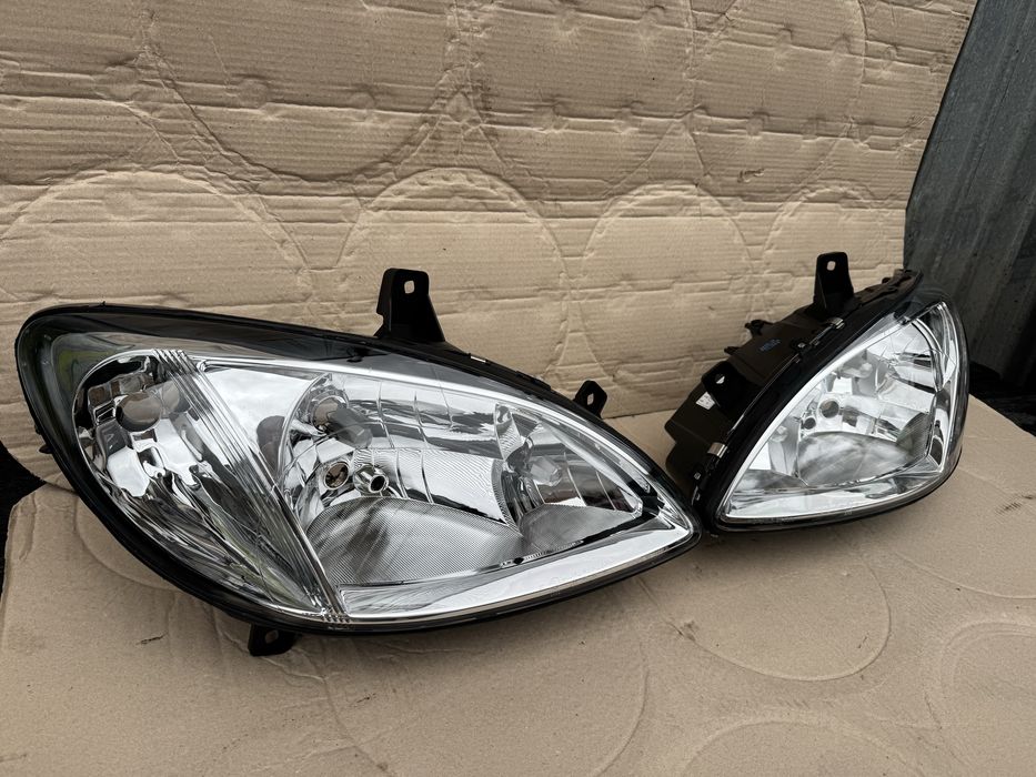 Фара нова на Mercedes-Benz VITO/Viano W639.