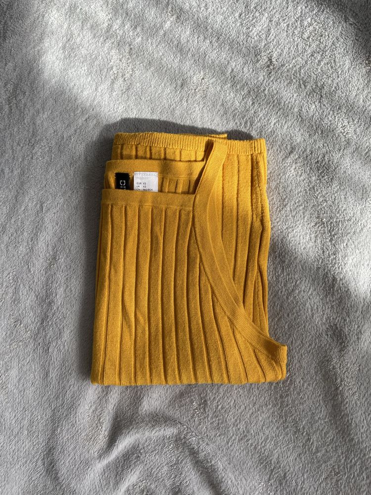 Top z dekoltem halter H&M