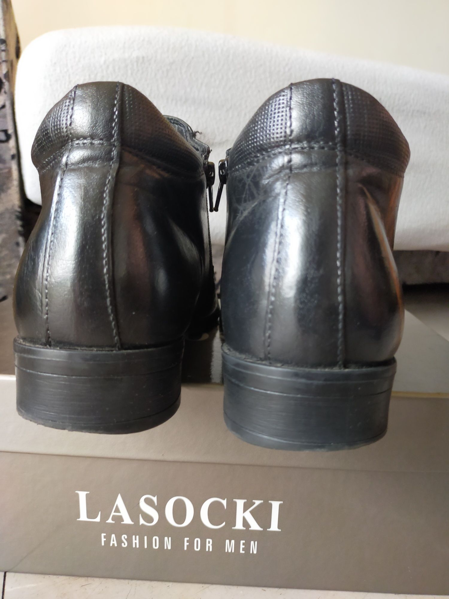 Buty skórzane męskie kozaki Trzewiki Lasocki For Men ocieplane 40