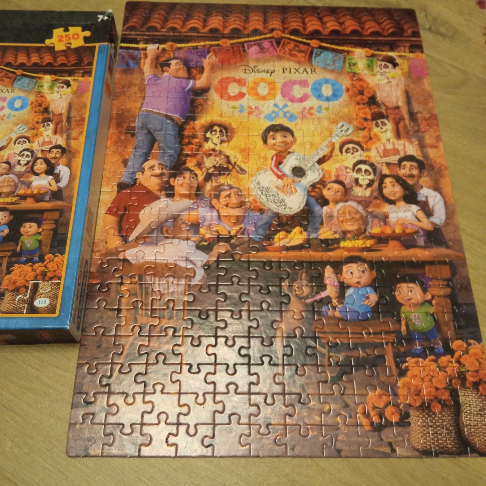 Puzzle z filmu Coco