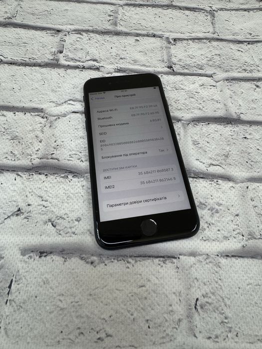 Iphone Se 2020 64gb r sim 60$