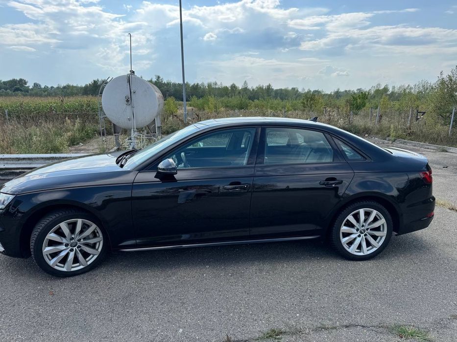 Ауді А4 б9 2017рік