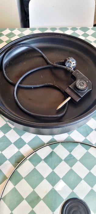 Dois grelhadores para venda em conjunto