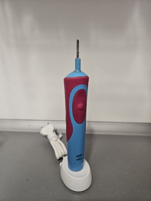 Elektryczna szczoteczka dla dziecka Oral-B