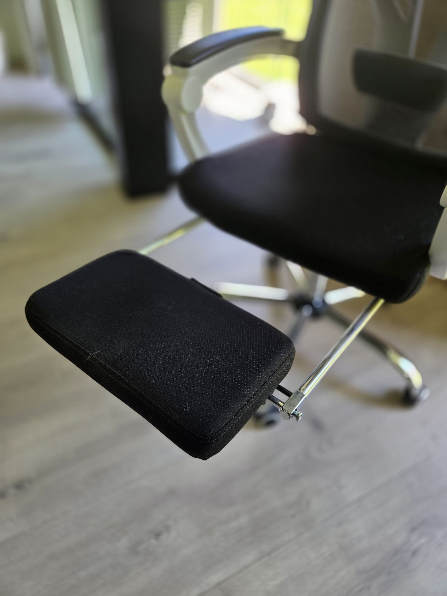 Cadeira ergonómica com apoio de pés Hbada