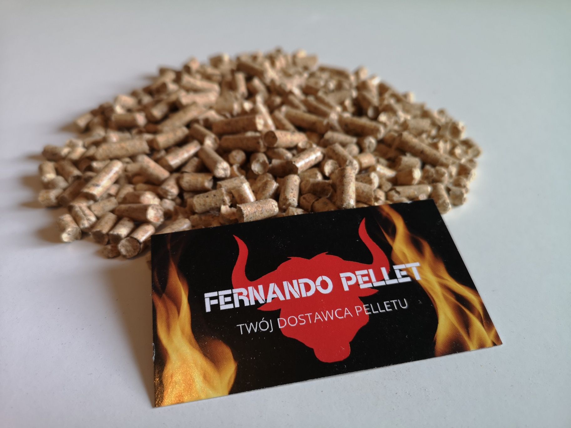 Pellet Sosnowy 6mm A1 + GRATIS pelet do czyszczenia pieca Certyfikat