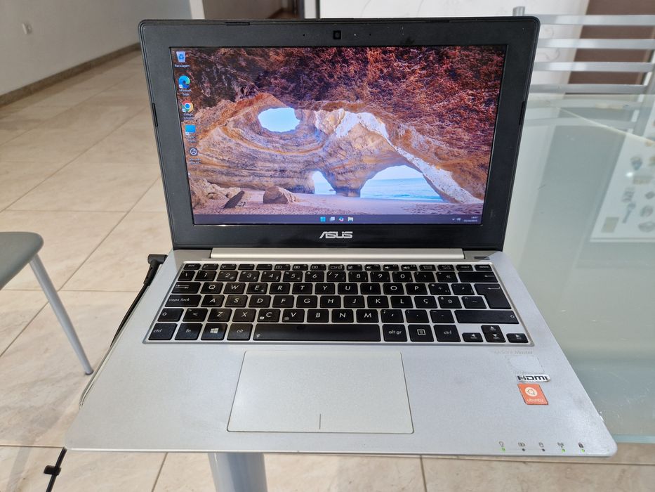 Portatil Asus X 201e
