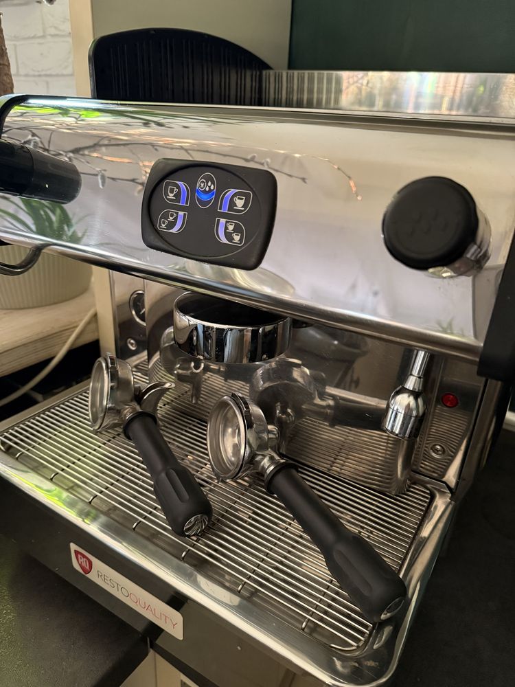 Ekspres kolbowy do kawy 1 grupowy Restoquality