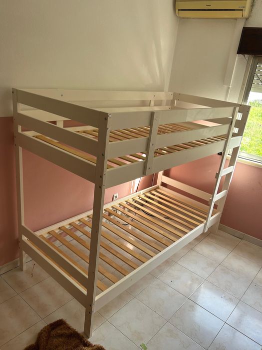 Beliche crianca branco