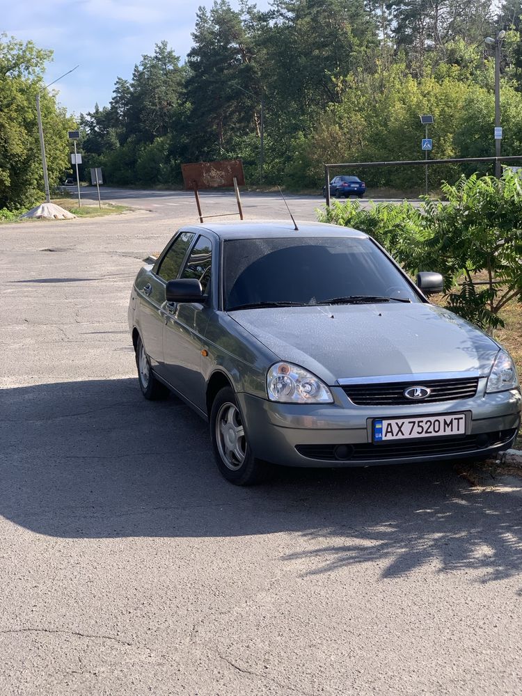 Лада Приора.    2170