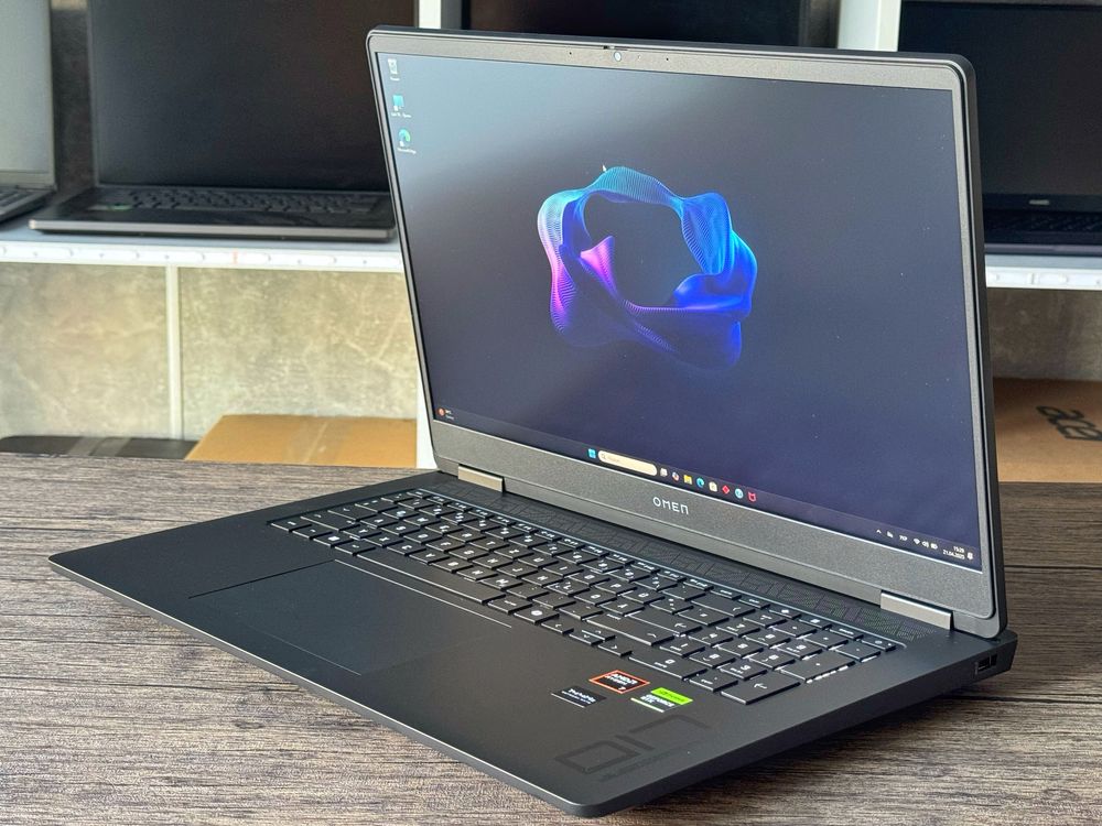 Новий HP Omen 17/17.3/144Hz/Ryzen 7-8845HS/16GB DDR5/1TB SSD/RTX 4060