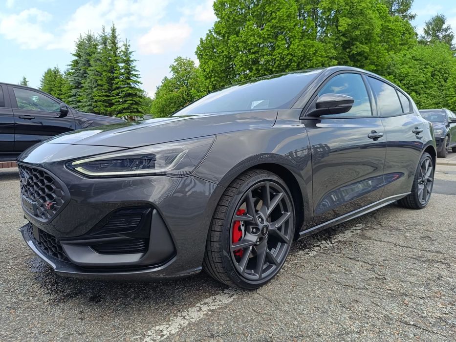 Ford Focus 280 KM A7 ST X 5D , dostępny od ręki !