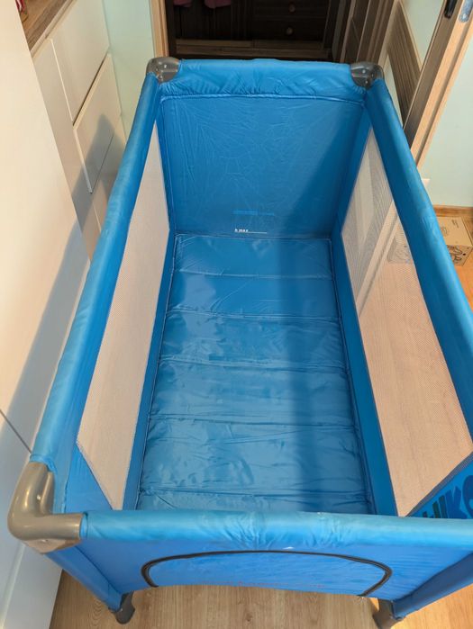 Łóżeczko turystyczne + materac